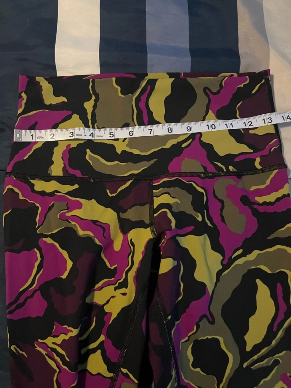 🍋LIKE NEW Lululemon HR Wunder Under 30” - Boom Bloom Chartreuse Green Aurora - 8 - Picture 5 of 13